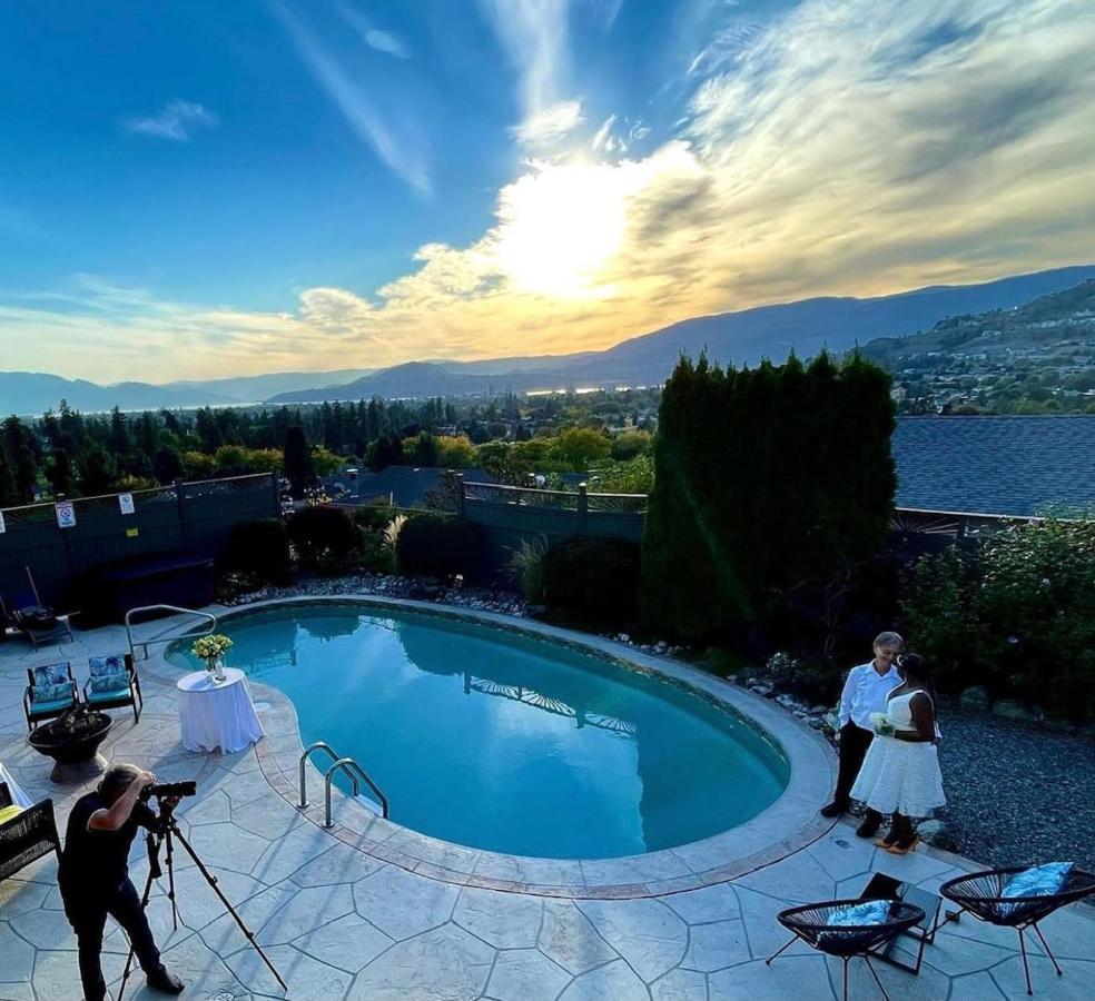 A Vista Villa Couples Retreat Κελόουνα  Εξωτερικό φωτογραφία